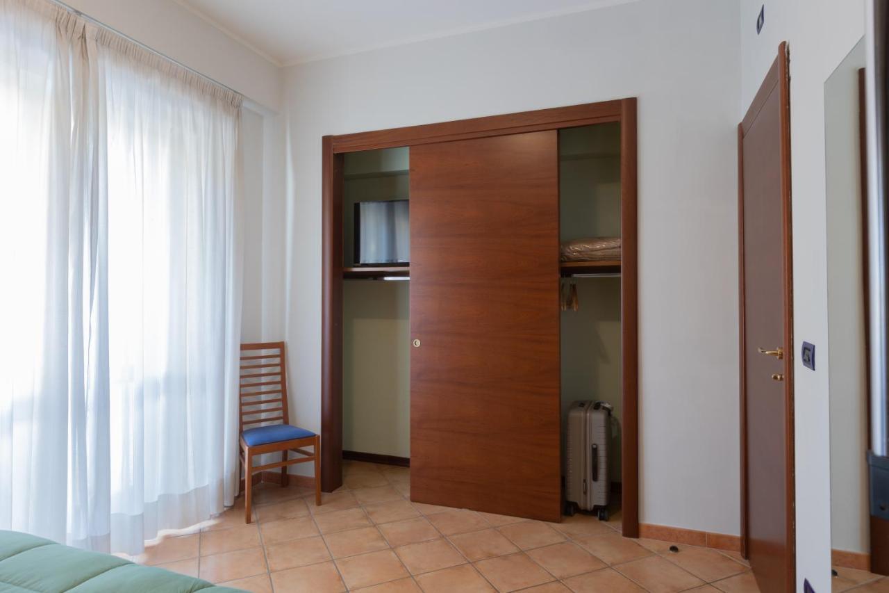Hotel Azzurro LʼAquila Kültér fotó